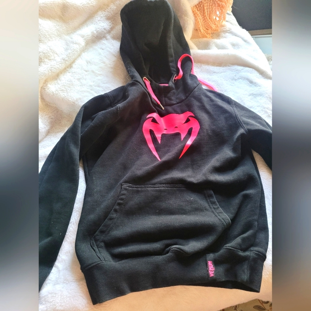 Venum Black And Hot Pinnk Hoodie Size Snall